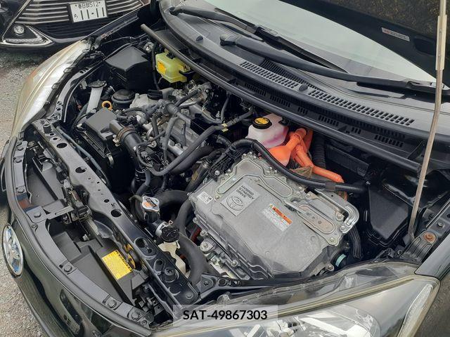 Toyota AQUA 2012-07 382831-13