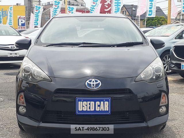 Toyota AQUA 2012-07 382831-3