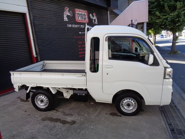 Daihatsu HIJET TRUCK 2018-01 21238-7