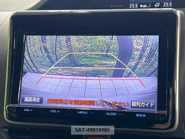 Toyota NOAH 2021-01 332586-4
