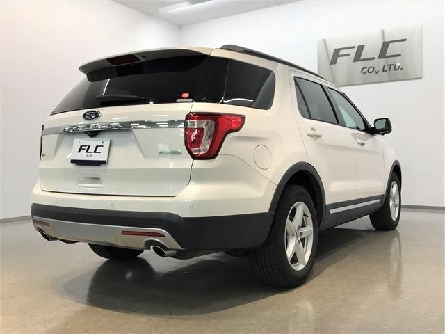 Ford EXPLORER 2016-06 3967-4