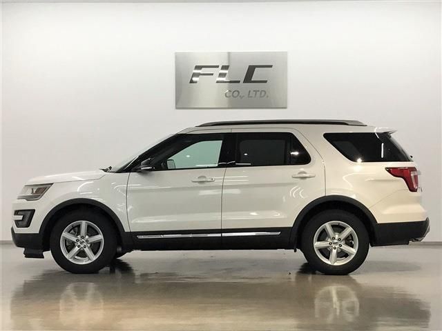 Ford EXPLORER 2016-06 3967-2