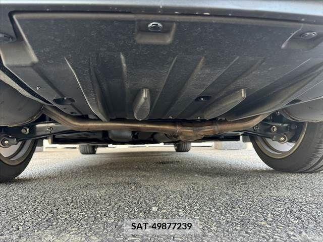 Lexus IS 2010-10 275365-18