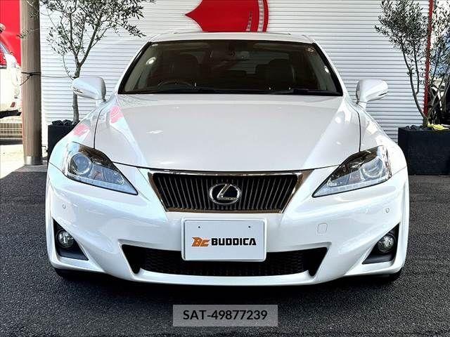 Lexus IS 2010-10 275365-6