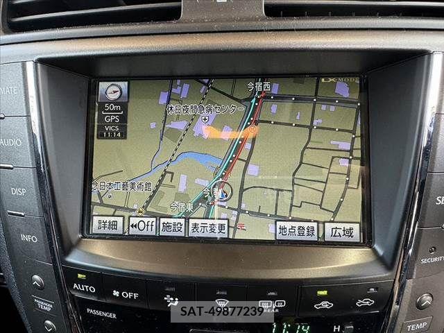 Lexus IS 2010-10 275365-2