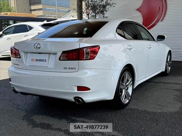 Lexus IS 2010-10 275365-7