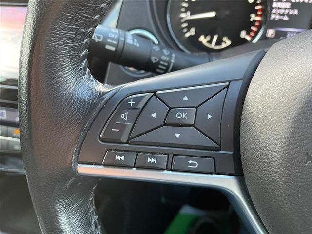 Nissan X-TRAIL 2018-01 14978-17
