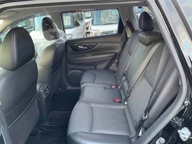 Nissan X-TRAIL 2018-01 14978-3