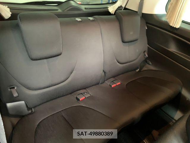 Mazda BIANTE 2013-08 252054-7