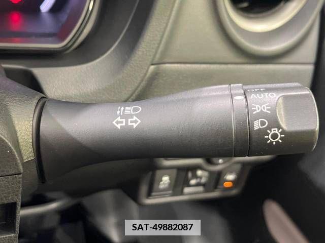 Nissan NOTE 2018-06 365330-5