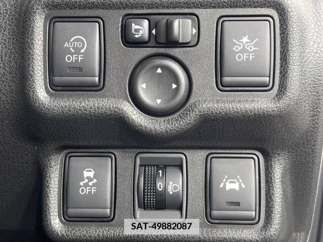 Nissan NOTE 2018-06 365330-3