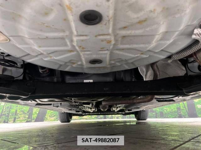 Nissan NOTE 2018-06 365330-19
