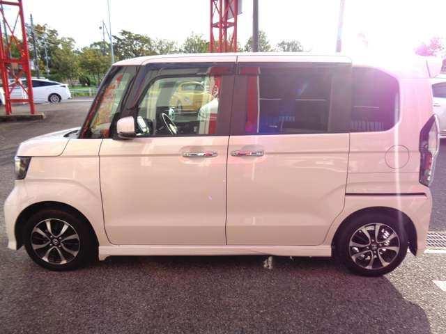 Honda N BOX CUSTOM 2020-04 20396-4
