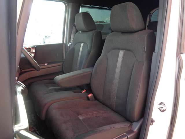 Honda N BOX CUSTOM 2020-04 20396-10
