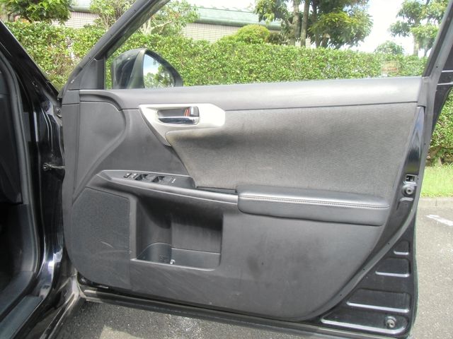 Lexus CT 2011-07 9700-23