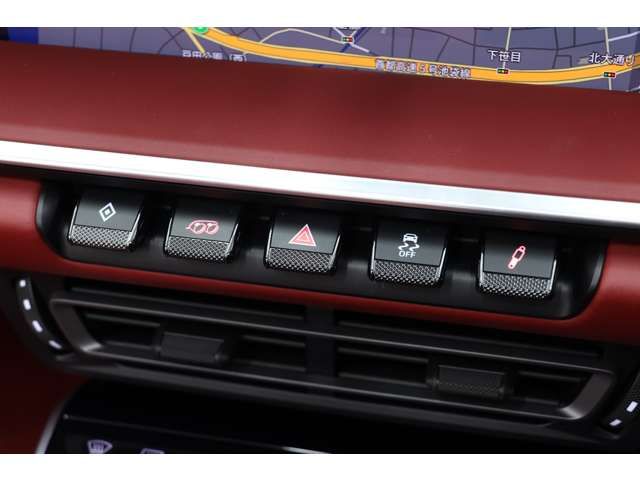 Porsche 911 2020-02 15176-10
