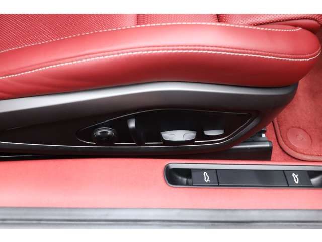 Porsche 911 2020-02 15176-16