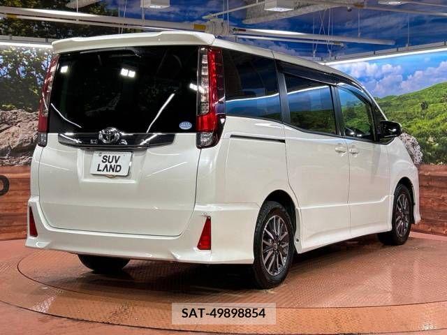 Toyota NOAH 2015-09 321476-18