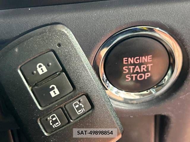 Toyota NOAH 2015-09 321476-7