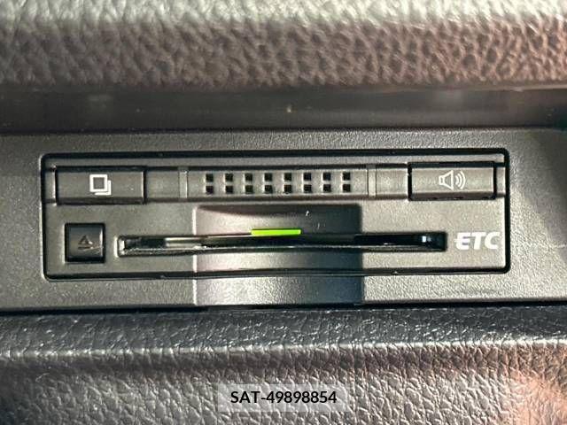 Toyota NOAH 2015-09 321476-6