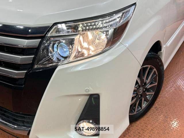 Toyota NOAH 2015-09 321476-13