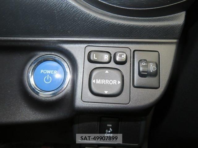 Toyota AQUA 2012-02 260644-12
