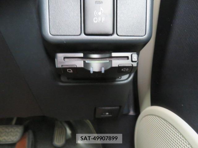 Toyota AQUA 2012-02 260644-11