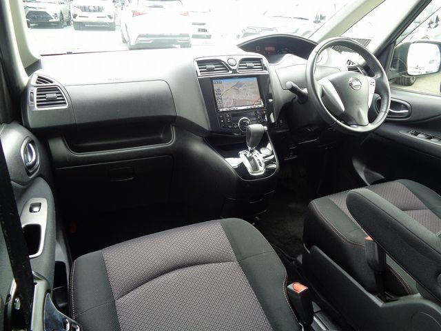 Nissan SERENA 2012-11 16157-10
