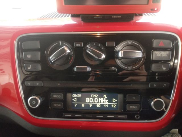 VolksWagen UP! 2014-02 190306-17