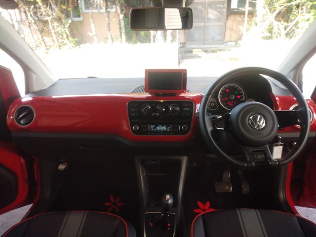 VolksWagen UP! 2014-02 190306-11