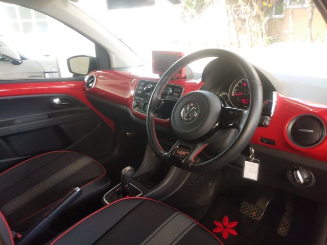 VolksWagen UP! 2014-02 190306-8