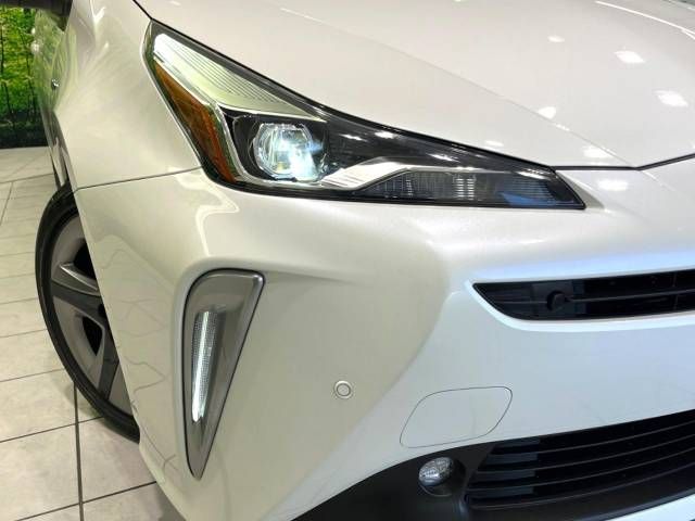 Toyota PRIUS 2019-01 180444-12