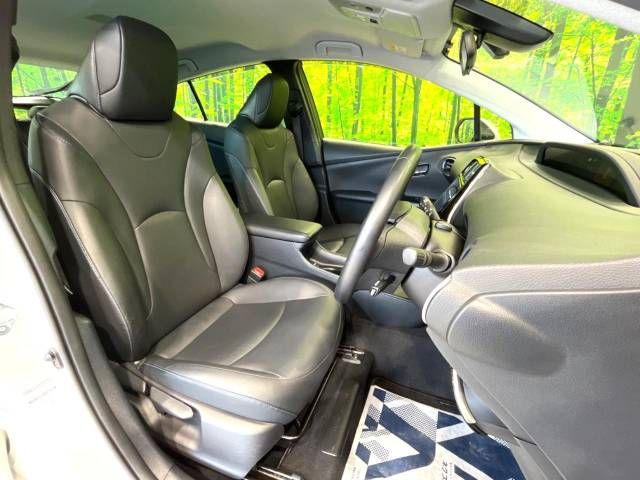 Toyota PRIUS 2019-01 180444-8