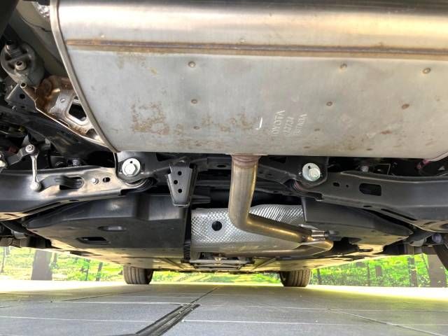 Toyota PRIUS 2019-01 180444-19