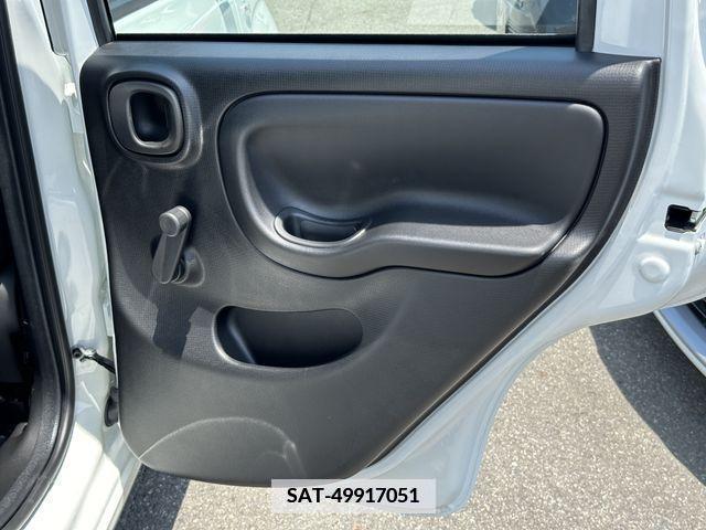 Fiat PANDA 2023-04 335393-10