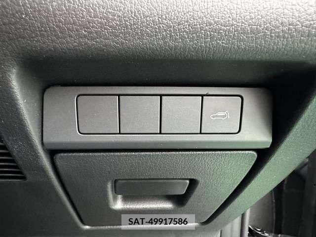 Mazda CX-30 2023-03 295593-15