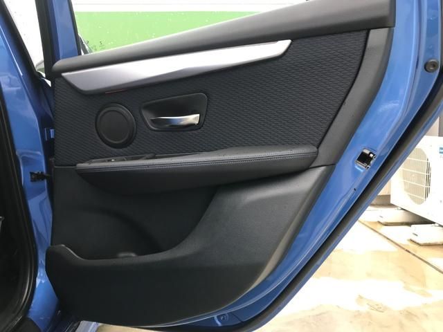 Bmw 2 SERIES 2018-12 11043-25