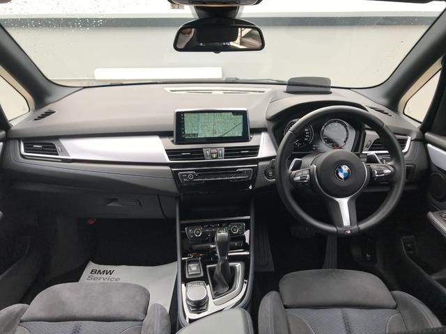 Bmw 2 SERIES 2018-12 11043-1