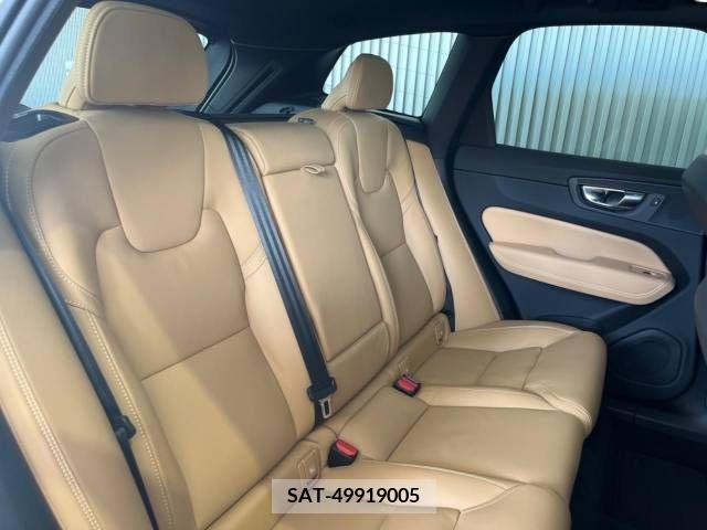 Volvo XC60 2022-11 288830-12