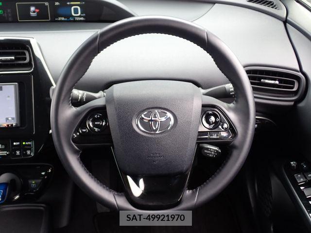 Toyota PRIUS 2019-03 322399-12