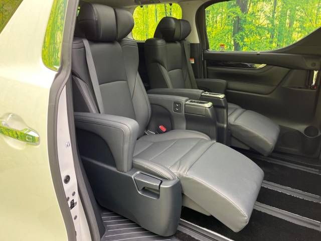 Toyota ALPHARD 2022-11 186890-10
