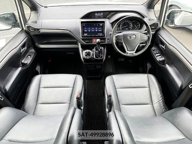 Toyota ESQUIRE 2017-05 321501-1