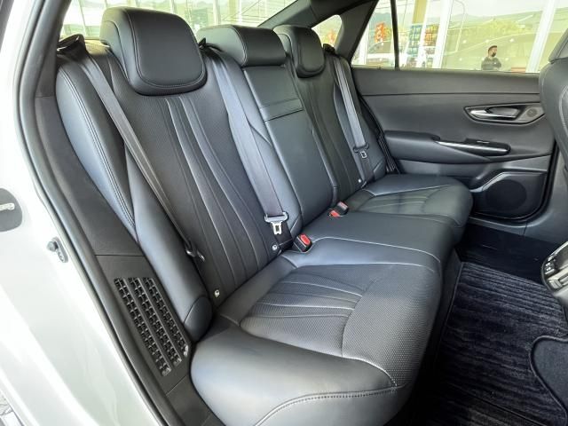 Toyota CROWN SEDAN 2021-02 28863-23