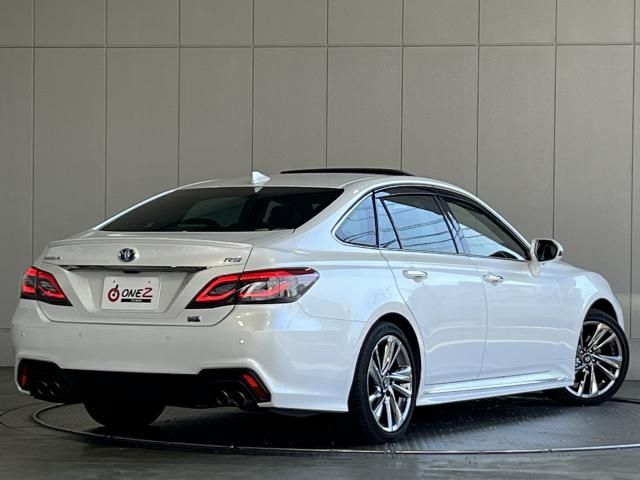Toyota CROWN SEDAN 2021-02 28863-1