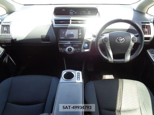 Toyota PRIUS ALPHA 2018-08 322188-1