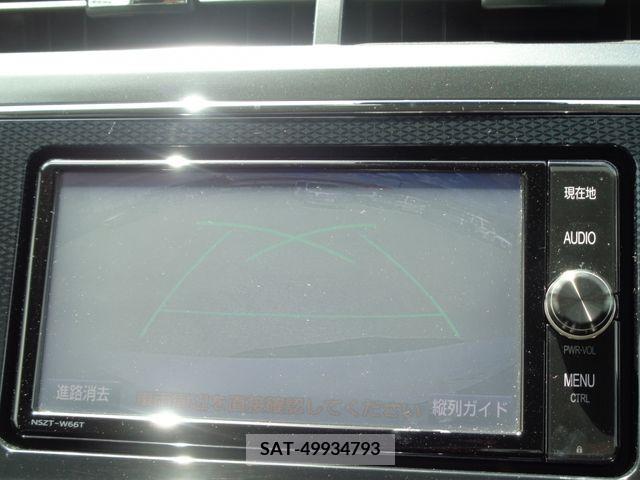 Toyota PRIUS ALPHA 2018-08 322188-8