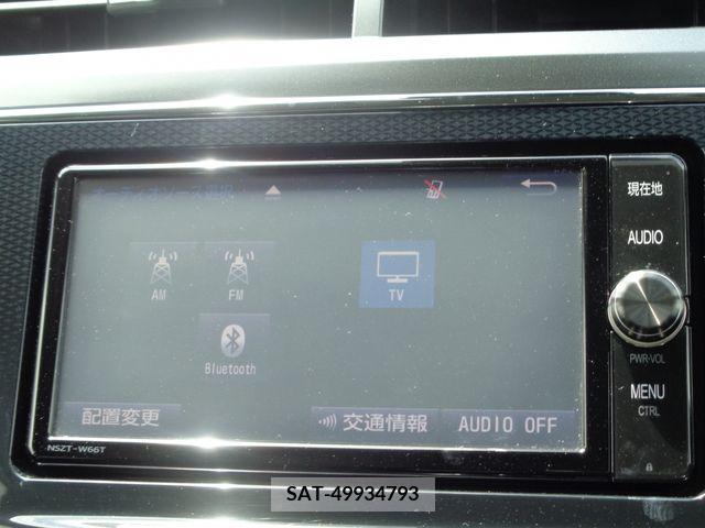 Toyota PRIUS ALPHA 2018-08 322188-6