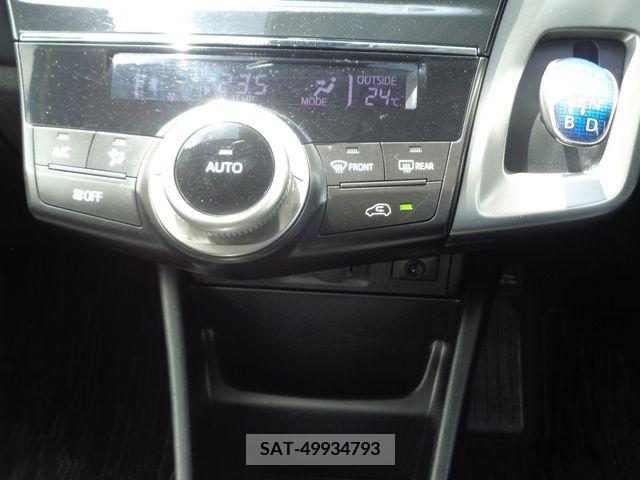 Toyota PRIUS ALPHA 2018-08 322188-10