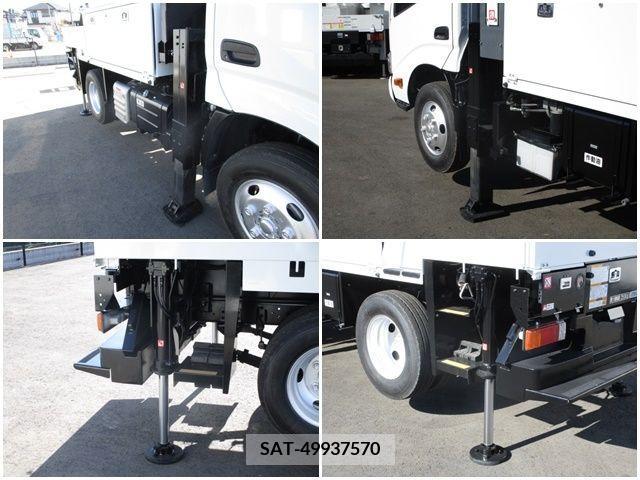 Hino DUTRO 2021-05 215573-15