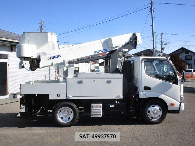 Hino DUTRO 2021-05 215573-2